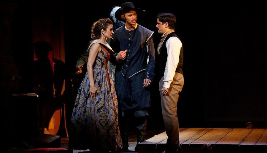 AU THEATRE NATIONAL NICE : &laquo;&nbsp;EDMOND&nbsp;&raquo;, VIRTUOSITE&nbsp;JUBILATOIRE