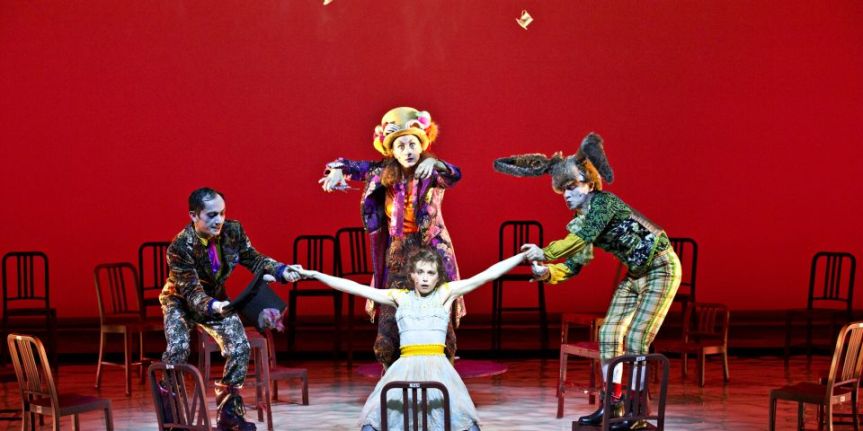 UN &laquo;&nbsp;ALICE ET AUTRES MERVEILLES&nbsp;&raquo; EXPLOSIF D&rsquo;INTELLIGENCE