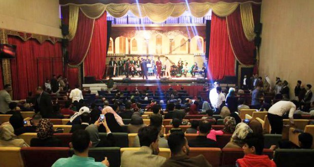 A BASSORA, UN THEÂTRE POUR PANSER LES&nbsp;PLAIES