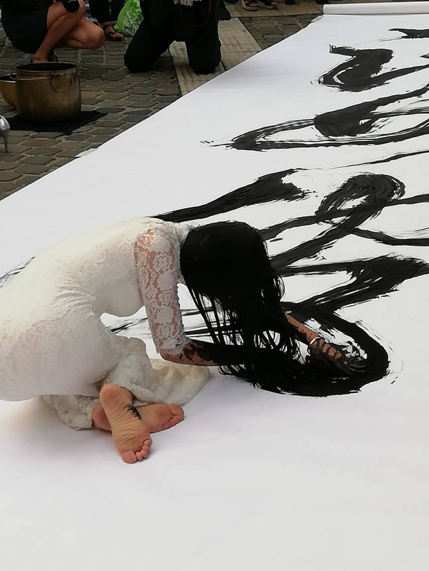 KAIXUAN FENG, L&rsquo;ART DE CREER AVEC L&rsquo;ÂME ENTRE DEUX&nbsp;MONDES