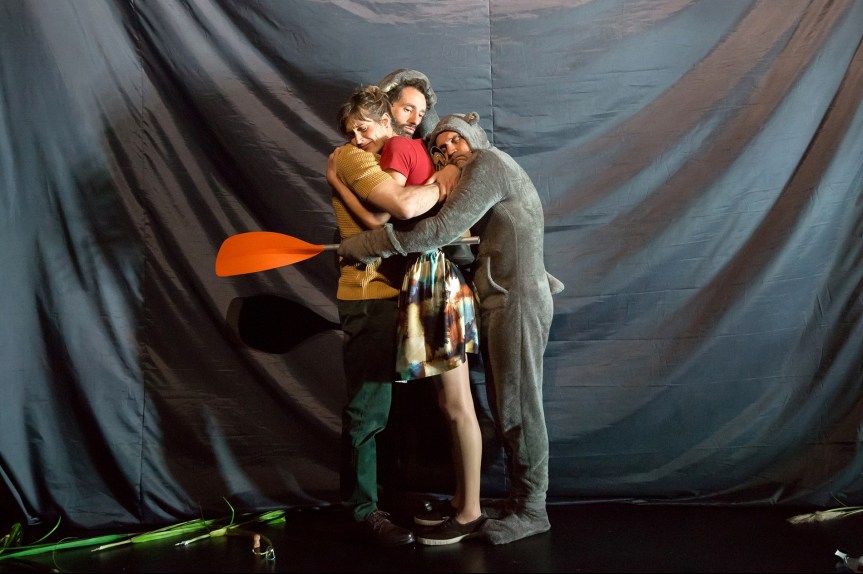 &laquo;&nbsp;TRISTESSE ET JOIE DANS LA VIE DES GIRAFES&nbsp;&raquo;, THEÂTRE AU LONG&nbsp;COU