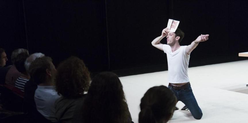 &laquo;&nbsp;PHEDRE !&nbsp;&raquo; S&rsquo;ENRACINE (!)