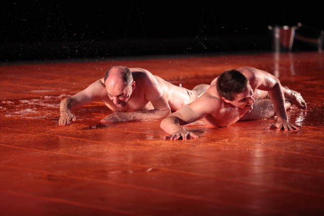 &laquo;&nbsp;LES DAMNÉS&nbsp;&raquo; : OÙ LES FICTIONS SE COGNENT AUX VÉRITÉS&nbsp;HISTORIQUES