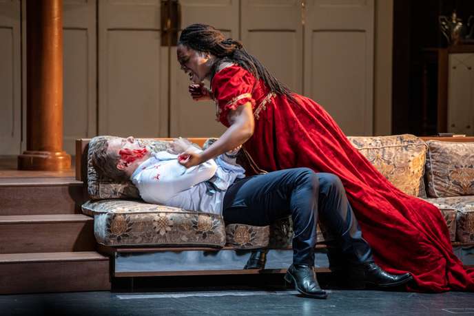 A AIX, UNE &laquo;&nbsp;TOSCA&nbsp;&raquo; ELEGANTE, MISE EN ABYME PAR CHRISTOPHE&nbsp;HONORE