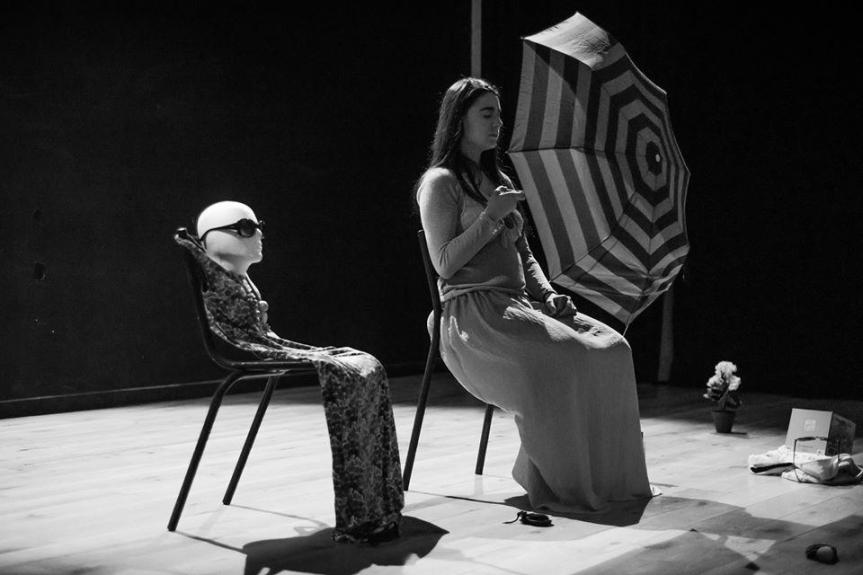 &laquo;&nbsp;HAPPY DAZE&nbsp;&raquo; : AVEC AURELIE IMBERT, LE THEÂTRE PREND LE&nbsp;LARGE