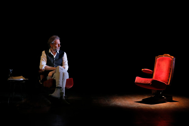 &laquo;&nbsp;LA PROMESSE DE L&rsquo;AUBE&nbsp;&raquo;, CELLE QUE LE THEÂTRE&nbsp;TIENT