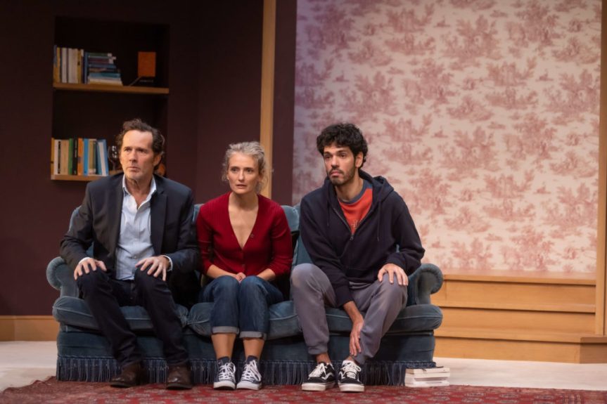 &laquo;&nbsp;CHERS PARENTS&nbsp;&raquo;, UNE COMEDIE FAMILIALE&nbsp;REUSSIE