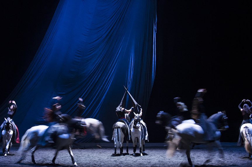 CHÂTEAUVALLON : BARTABAS AUX RÊNES ET AU MORS DU REQUIEM DE&nbsp;MOZART