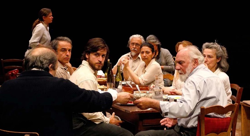 &laquo;&nbsp;NOTRE VIE DANS L&rsquo;ART&nbsp;&raquo; : UNE TROUPE FACE AU DESORDRE DU&nbsp;MONDE