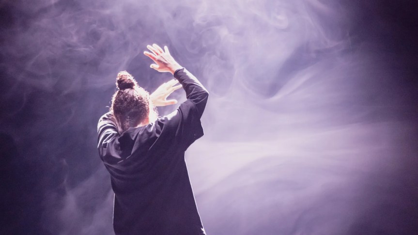 FESTIVAL D&rsquo;AUTOMNE. &laquo;&nbsp;L&rsquo;ECHO&nbsp;&raquo;, LA DANSE NOIRE DE NACERA&nbsp;BELAZA