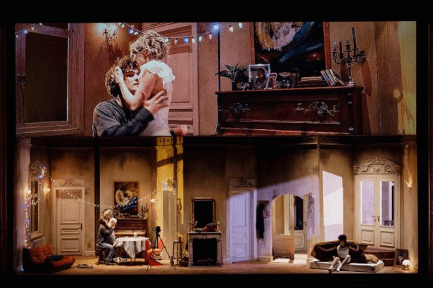 &laquo;&nbsp;LES ENFANTS TERRIBLES&nbsp;&raquo; : LE HUIS CLOS SOMBRE ET MAGNIFIQUE DE PHILIP&nbsp;GLASS