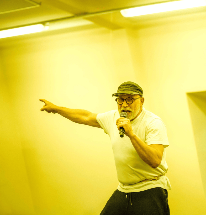 « QUESTIONS FOR JOHN », SIMON McBURNEY EN ADMIRATEUR DE JOHN&nbsp;BERGER